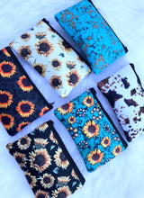 Load image into Gallery viewer, Neoprene make up bags