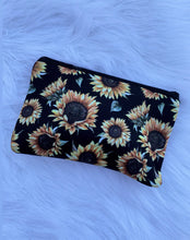 Load image into Gallery viewer, Neoprene make up bags